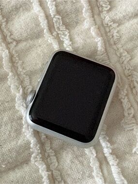 For Parts or Repair - Series 1 Apple Watch 38mm